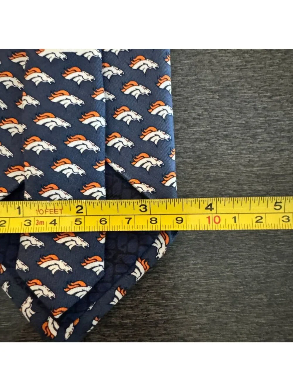 Vineyard Vines Custom Collection NFL Broncos Denver 100% Silk Tie Hand Made USA